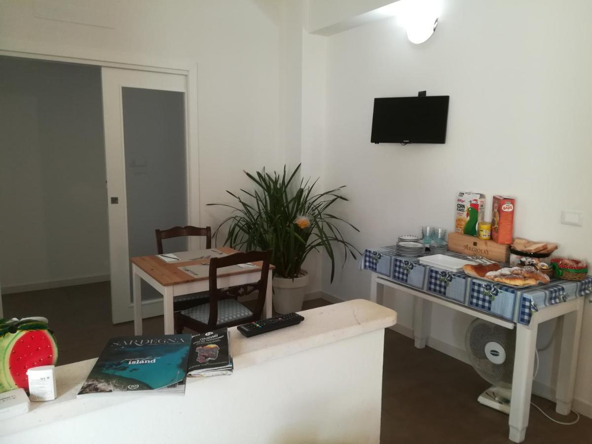 Bed & Breakfast B-karalis
